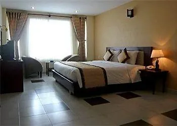 Sunny Hotel Nha Trang 3*,