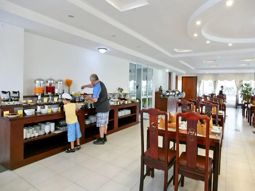 Sunny Hotel Nha Trang