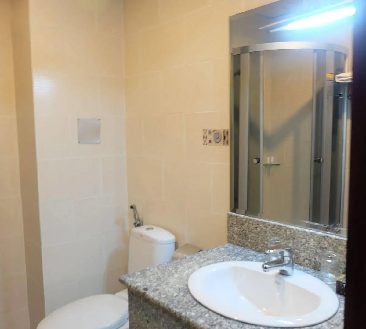 Sunny Hotel Nha Trang