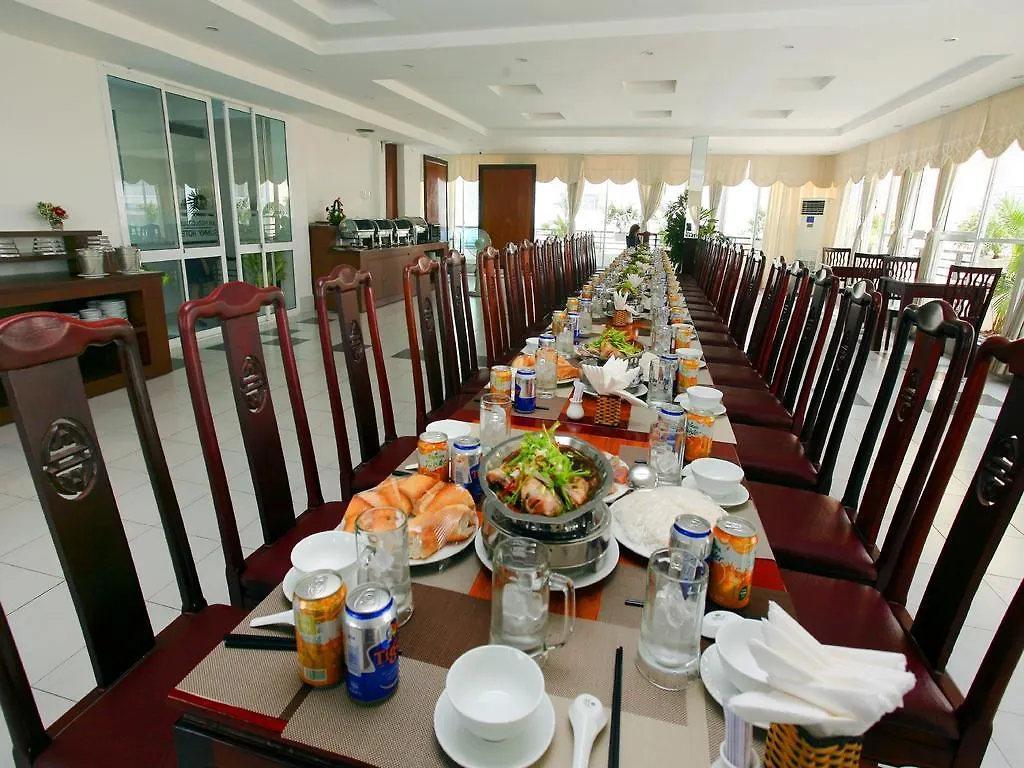 Sunny Hotel Nha Trang