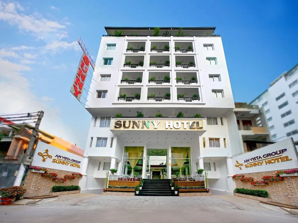 Sunny Hotel Nha Trang