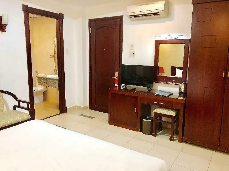 Sunny Hotel Nha Trang